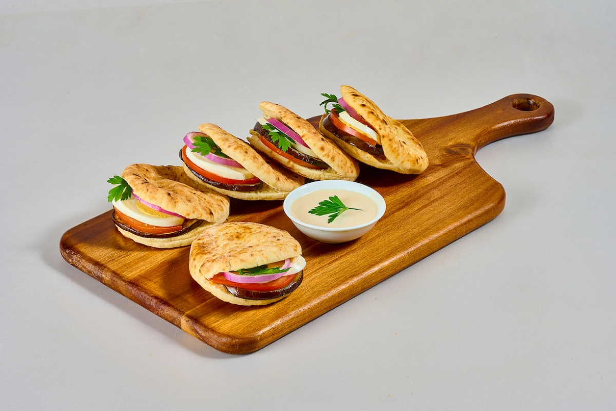 מיני פיתה סביח